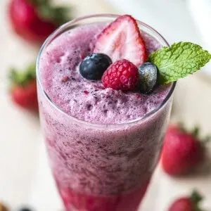 smoothie recipes and blender reviews