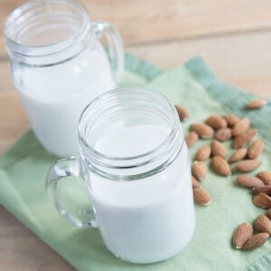 making almond milk with vitamix featured