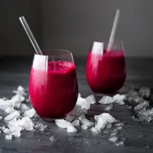 juicing with frozen fruit