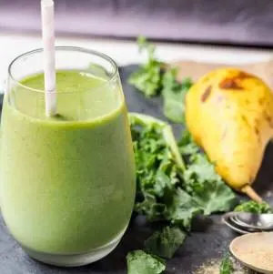 pear banana spinach smoothie