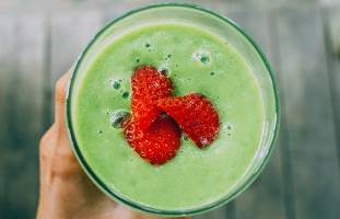 spinach strawberry kiwi smoothie recipe