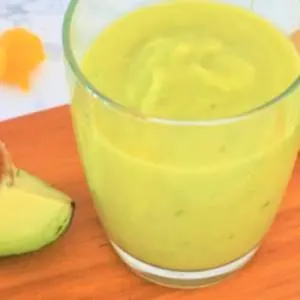 mango smoothie with avocado