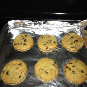 can you bake cookies on foil